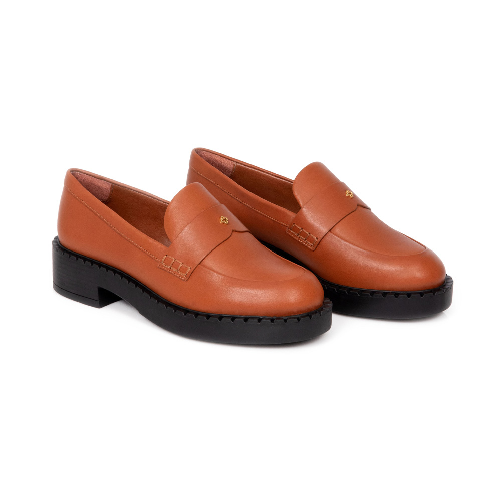 LOAFER MOCASSIM CARAMELO DE COURO image number 1
